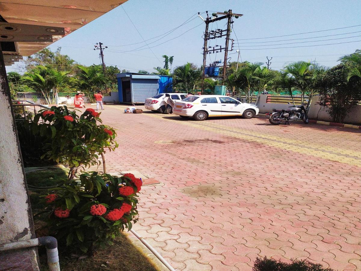 Hotel Wayfare Shirdi Exterior foto