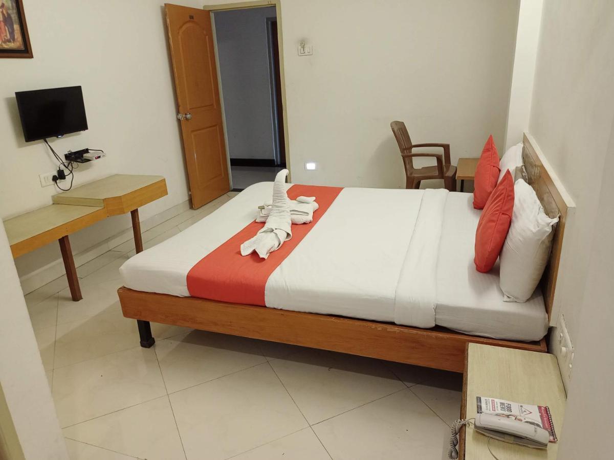 Hotel Wayfare Shirdi Exterior foto
