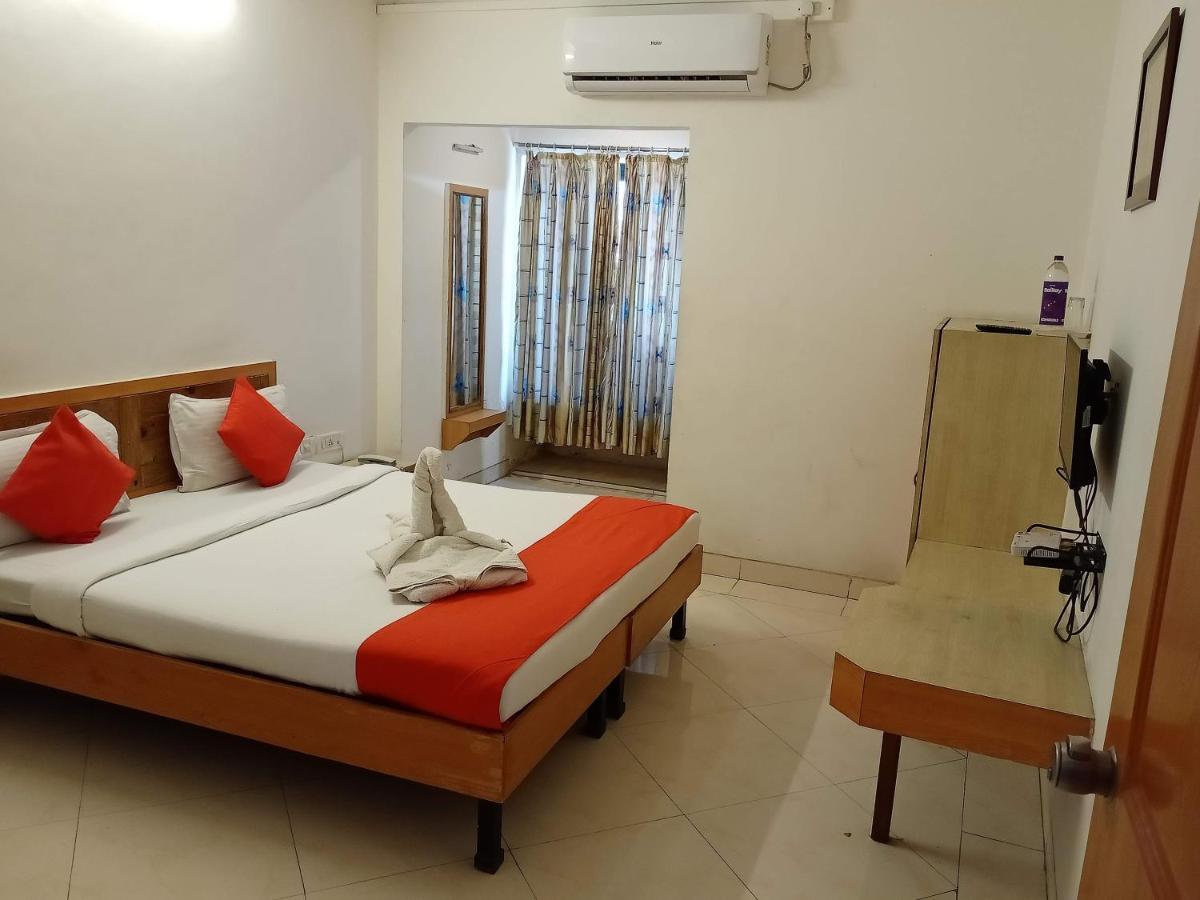 Hotel Wayfare Shirdi Exterior foto